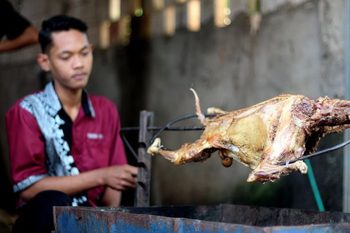 Kambing Guling Di Sukmajaya Depok
